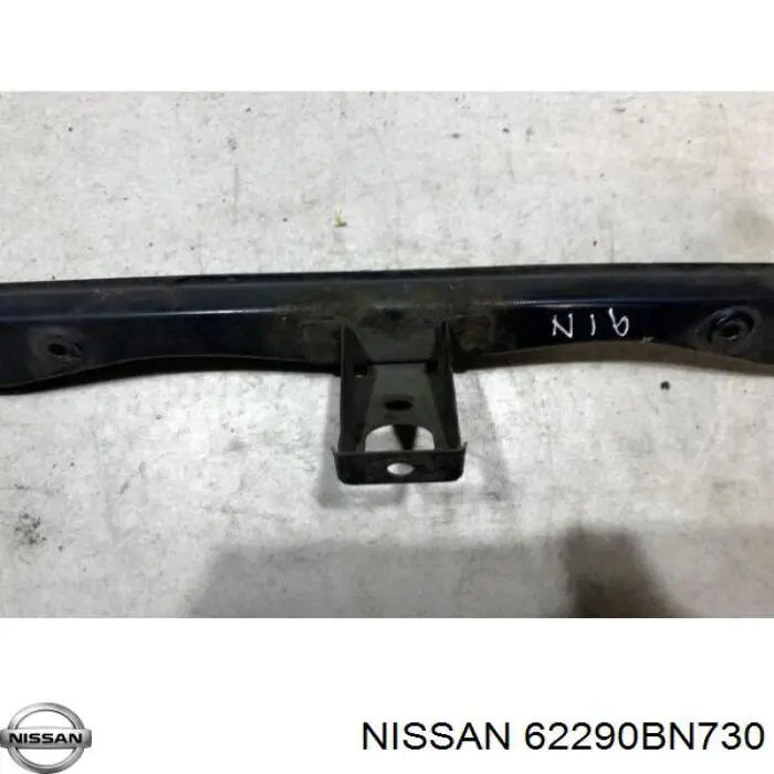 Soporte central del parachoques delantero Nissan/Infiniti 62290BN730 precio, desde 75,44 EUR