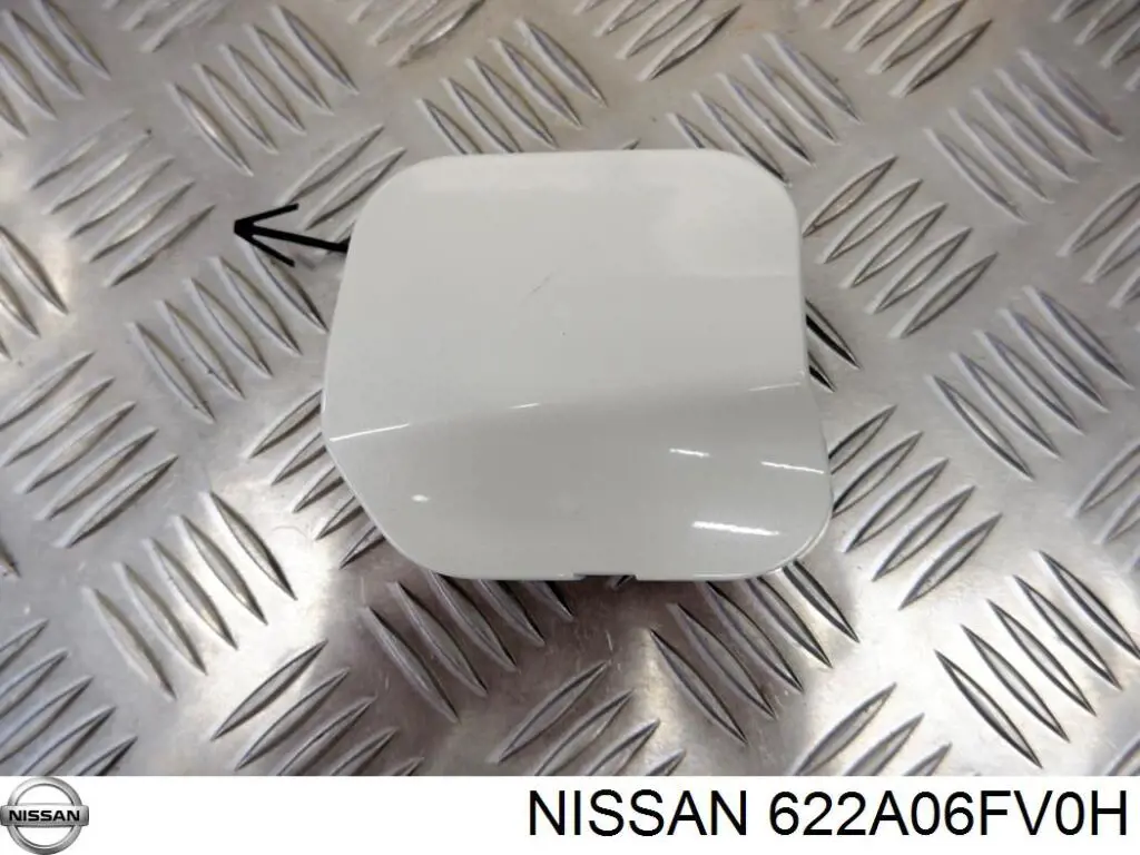 622A06FV0H Nissan cobertura de parachoques, enganche de remolque, delantera