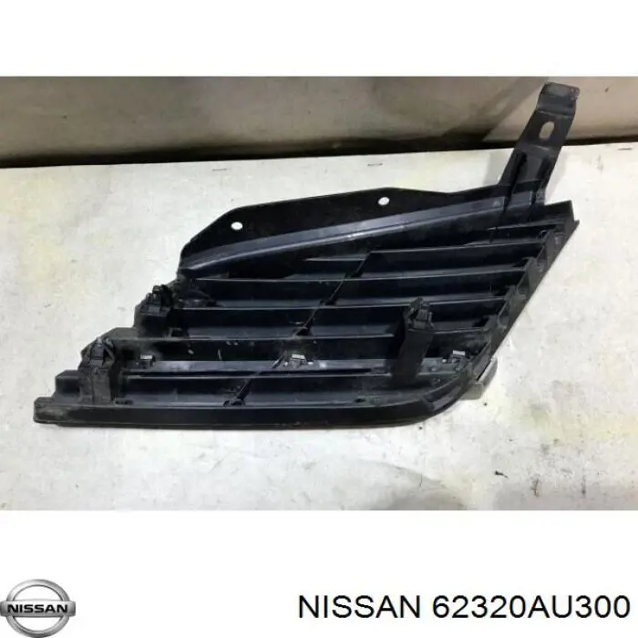 62320AU300 Nissan panal de radiador derecha