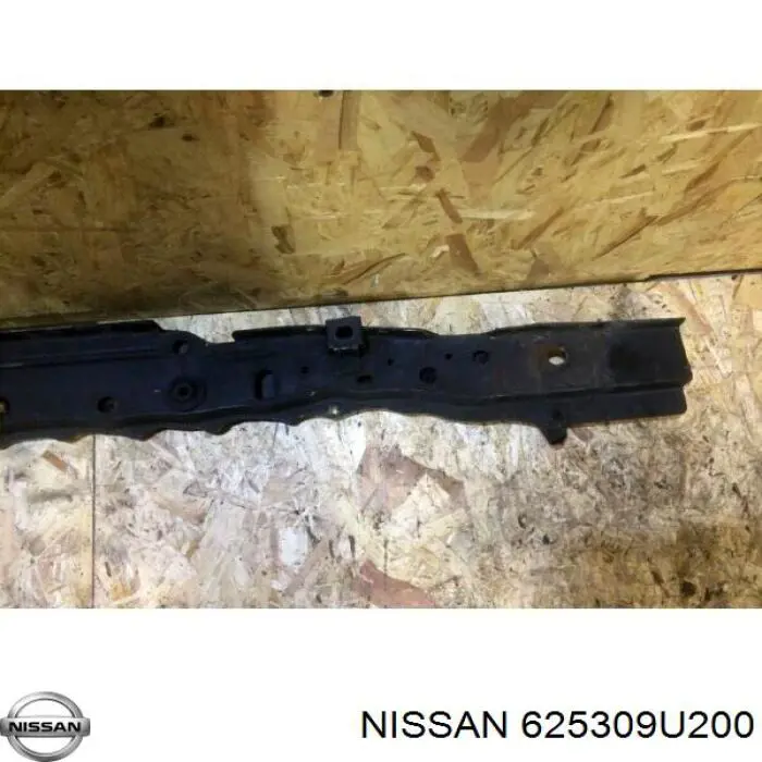 625309U200 Nissan soporte de radiador inferior (panel de montaje para foco)