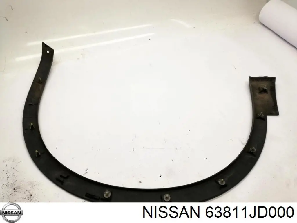 Extensión de aleta delantera izquierda Nissan/Infiniti 63811JD000 precio, desde 76,96 EUR