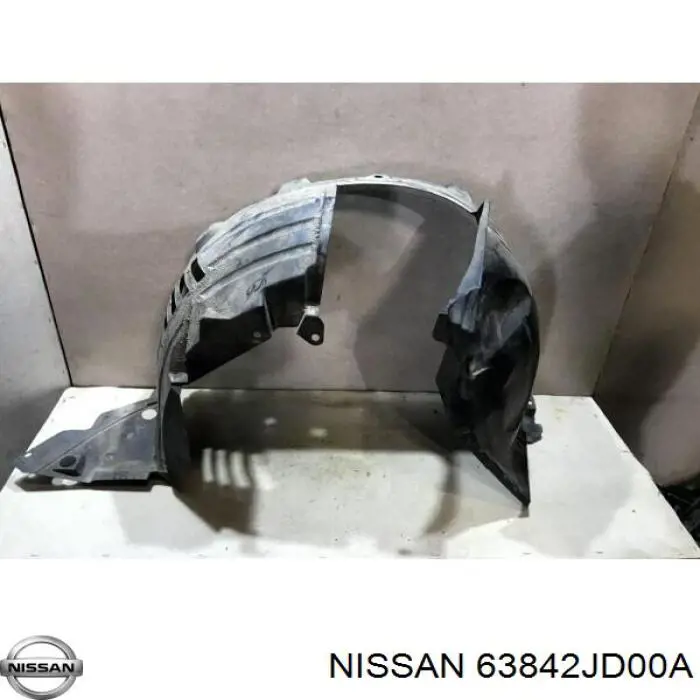 63840BR00A Nissan guardabarros interior, aleta delantera, derecho