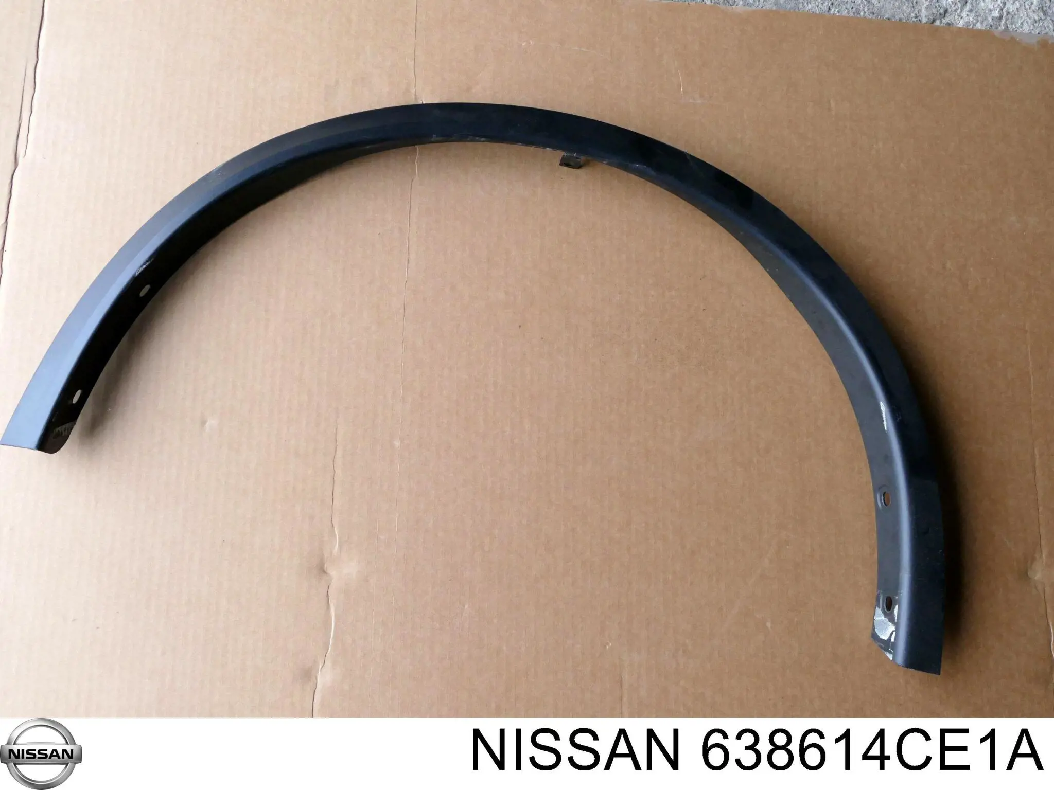 Comprar 638614CE1A Nissan/Infiniti Extensión de aleta delantera izquierda