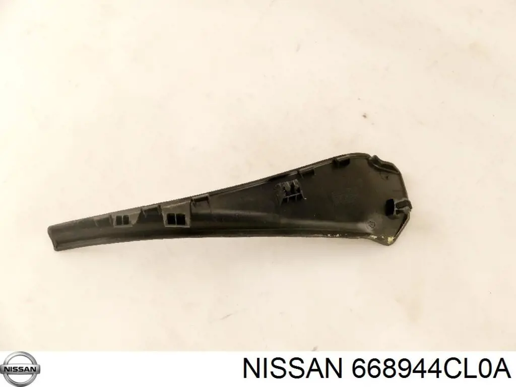 Comprar 668944CL0A Nissan/Infiniti Sellado de guardabarros