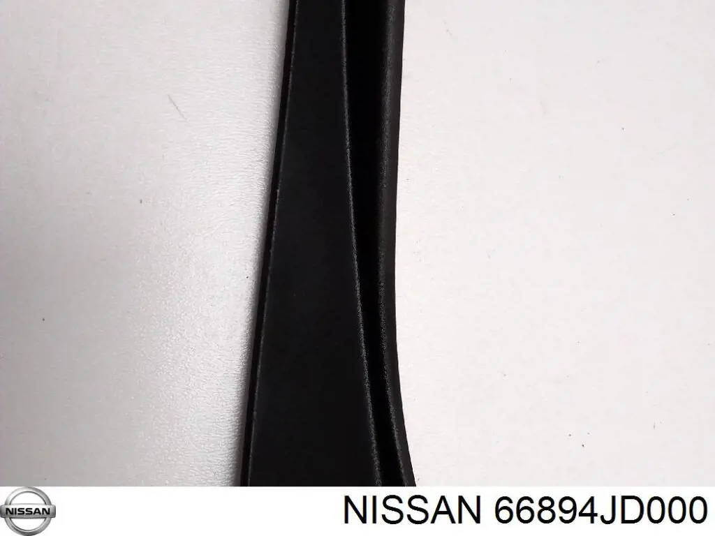 Moldura del guardabarros delantero derecho Nissan/Infiniti 66894JD000 precio, desde 19,45 EUR
