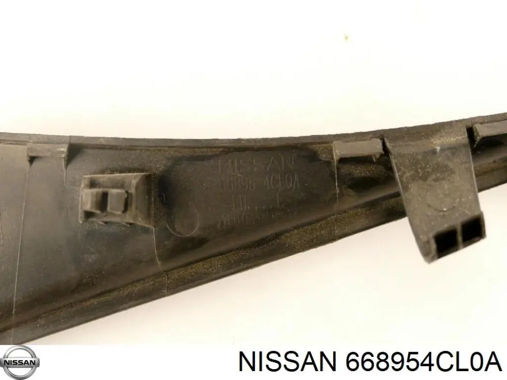 Comprar 668954CL0A Nissan/Infiniti Sellado de guardabarros