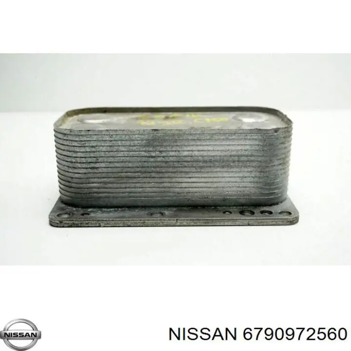 6790972560 Nissan radiador de aceite, bajo de filtro