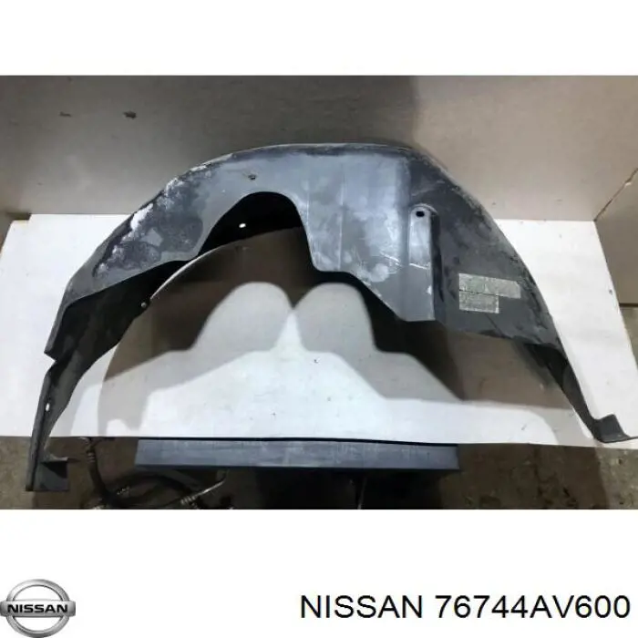 Guardabarros interior, aleta trasera, derecho para Nissan Primera (P12)