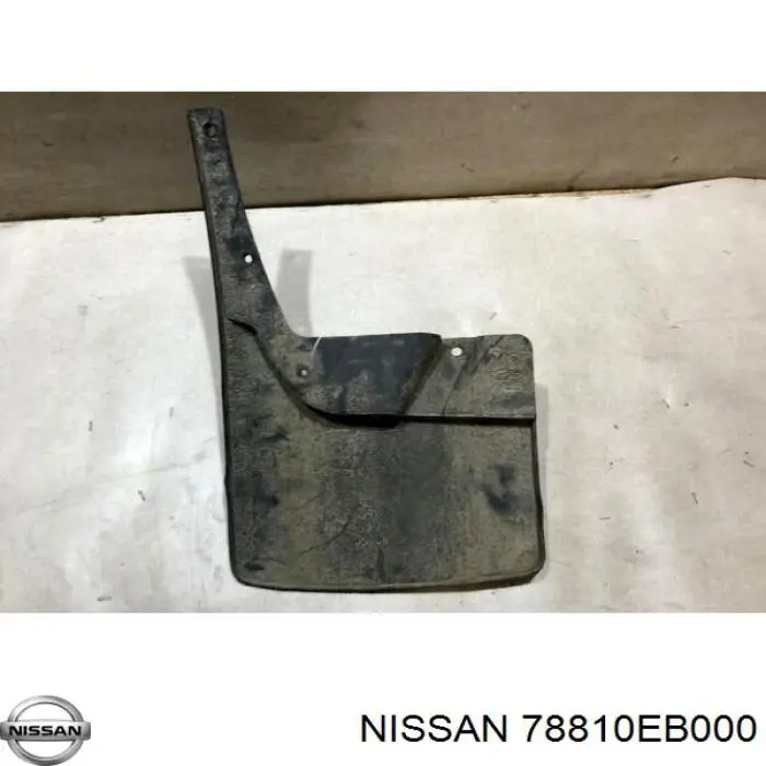 Faldilla guardabarro trasera derecha para Nissan Navara (D40M)