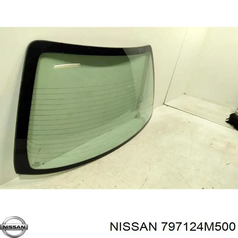 797124M500 Nissan luneta trasera