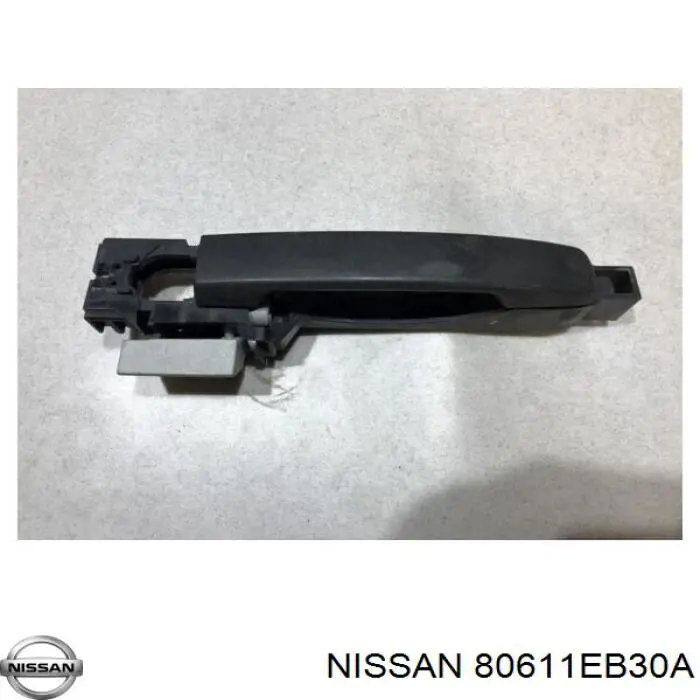 80611EB30A Nissan/Infiniti Soporte de manija exterior de puerta delantera izquierda