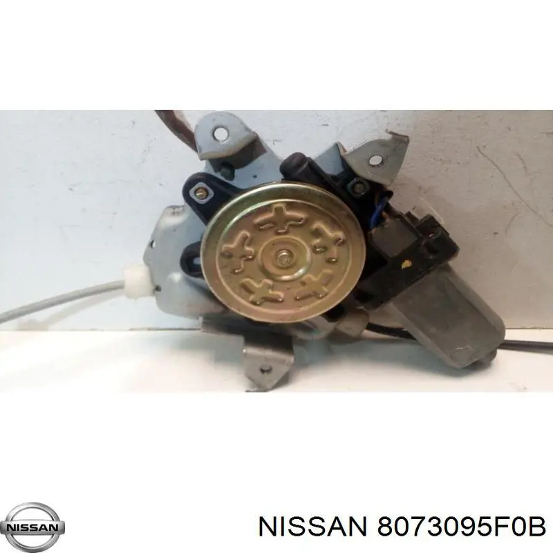 Comprar 8073095F0B Nissan/Infiniti Motor del elevalunas de la puerta delantera derecha