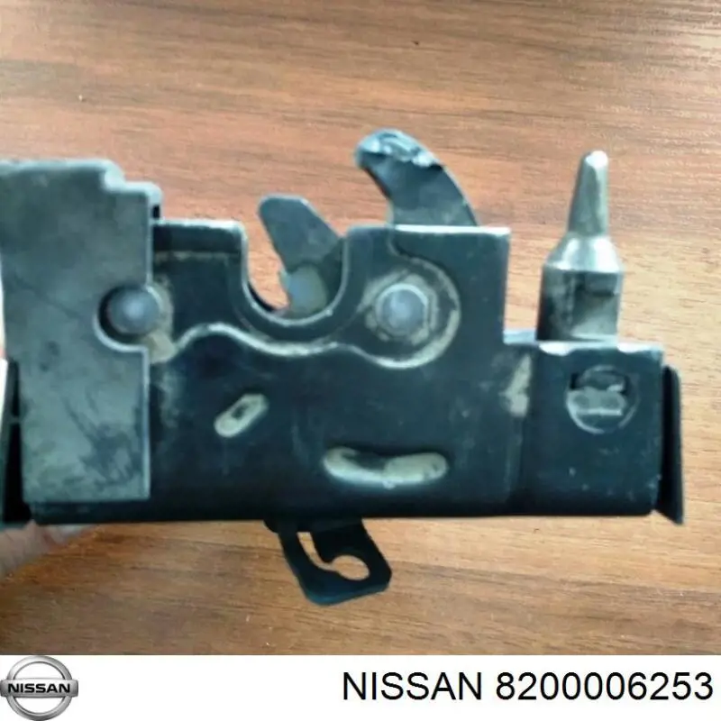 8200006253 Nissan cerradura de puerta de batientes, trasera derecha superior