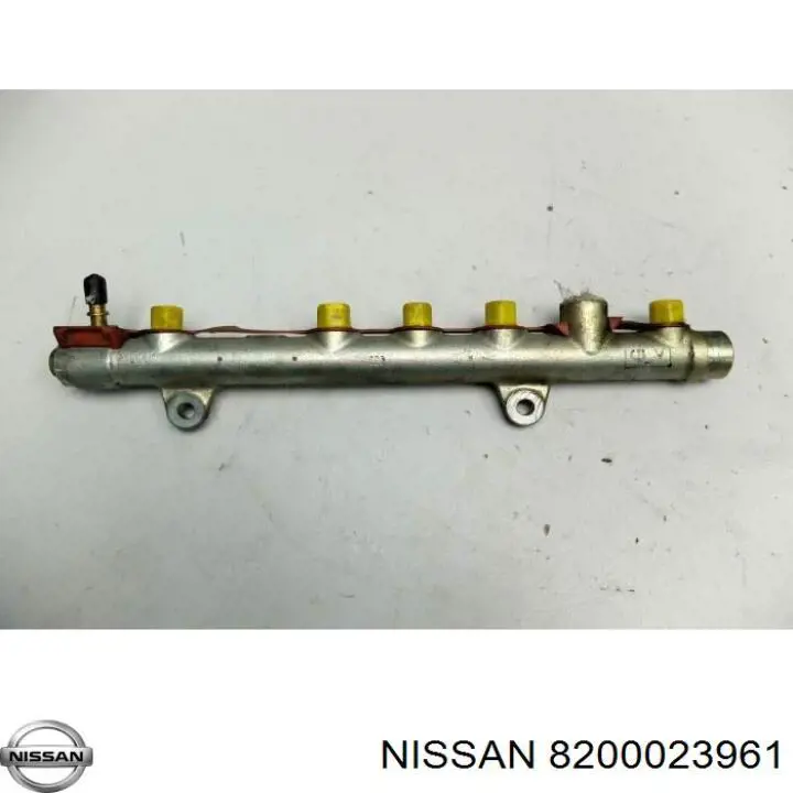 8200023961 Nissan rampa de inyectores