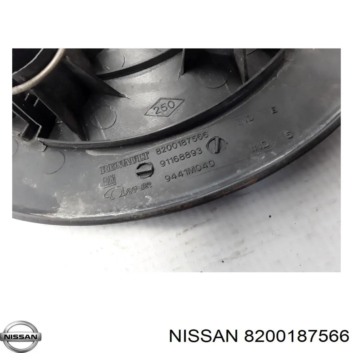 8200187566 Nissan tapacubo rueda