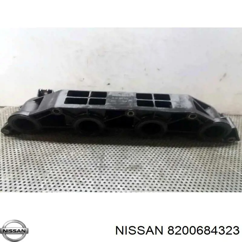 8200684323 Nissan/Infiniti Colector de admisión inferior