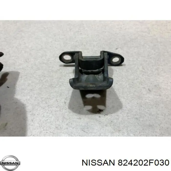 Comprar 824202F030 Nissan/Infiniti Bisagra de la puerta delantera derecha