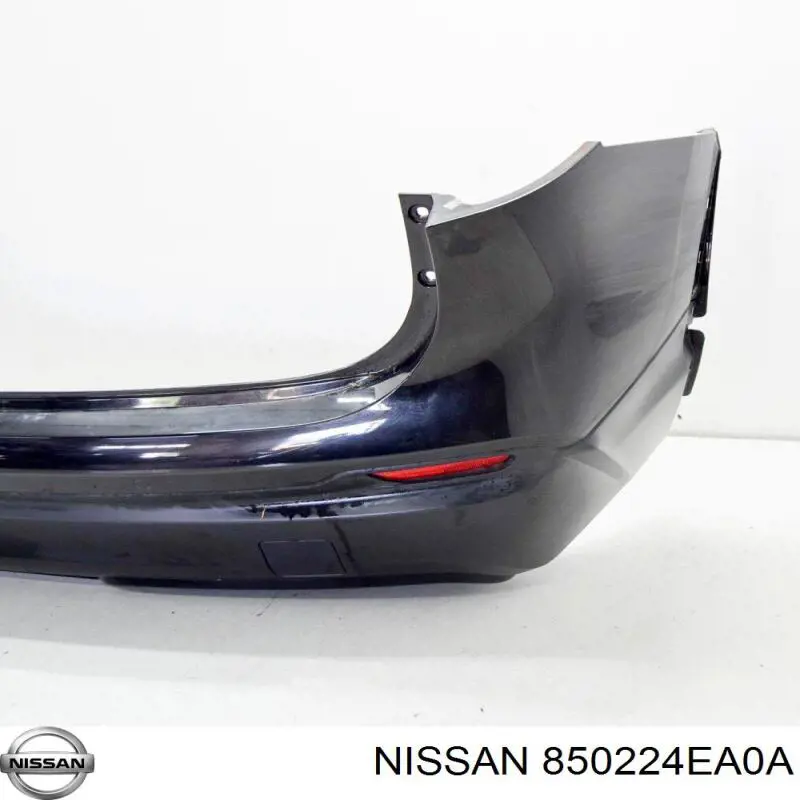 850224EA0A Nissan/Infiniti Defensa trasero