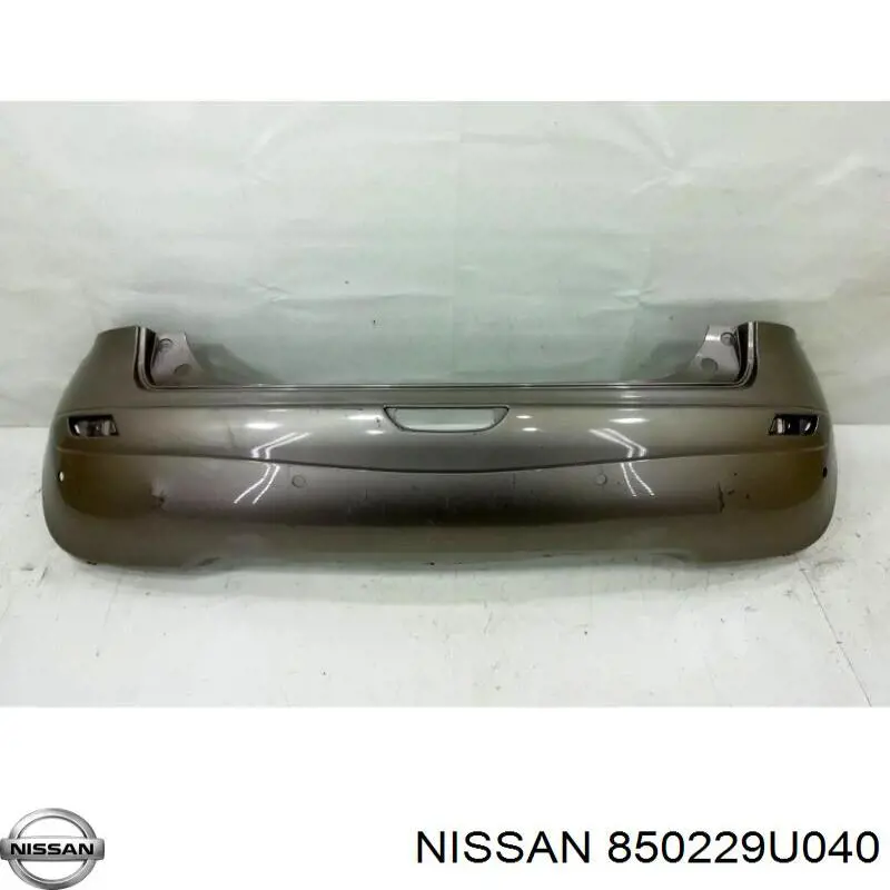 Paragolpes Nissan/Infiniti 850229U040 precio, desde 220,70 EUR