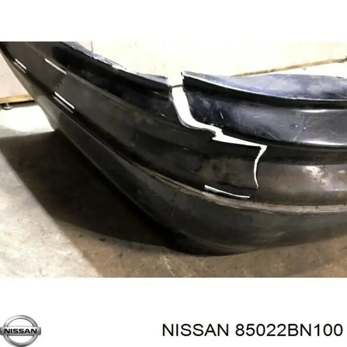 85022BN100 Nissan parachoques trasero