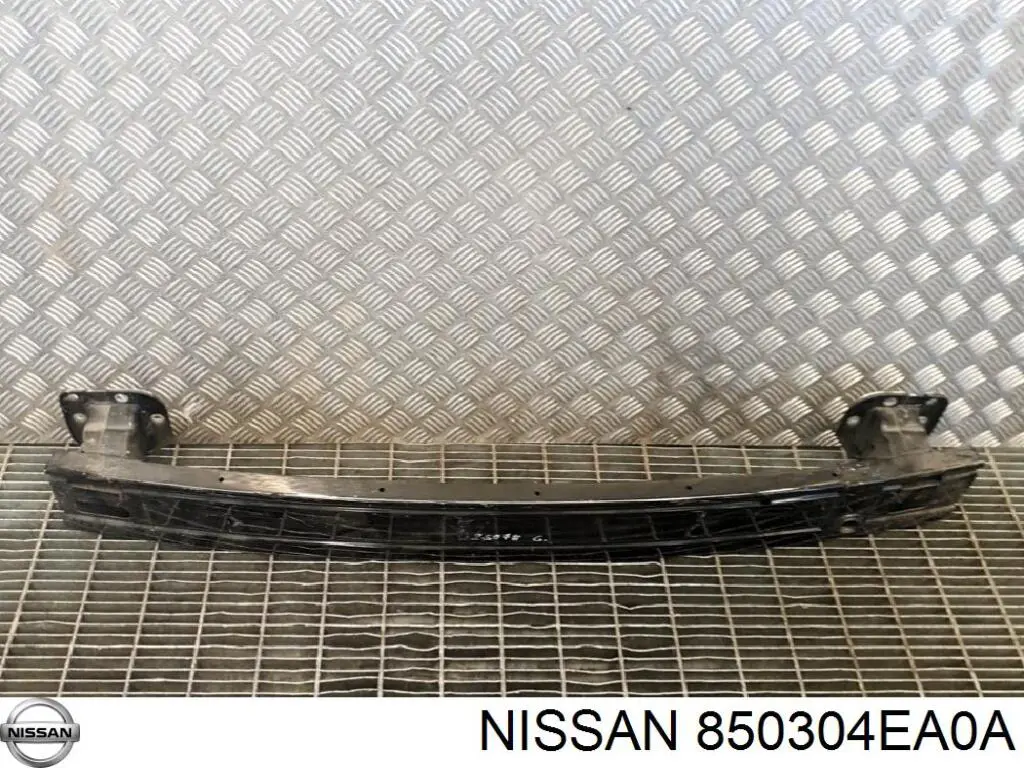 Comprar 850304EA0A Nissan/Infiniti Refuerzo parachoques trasero