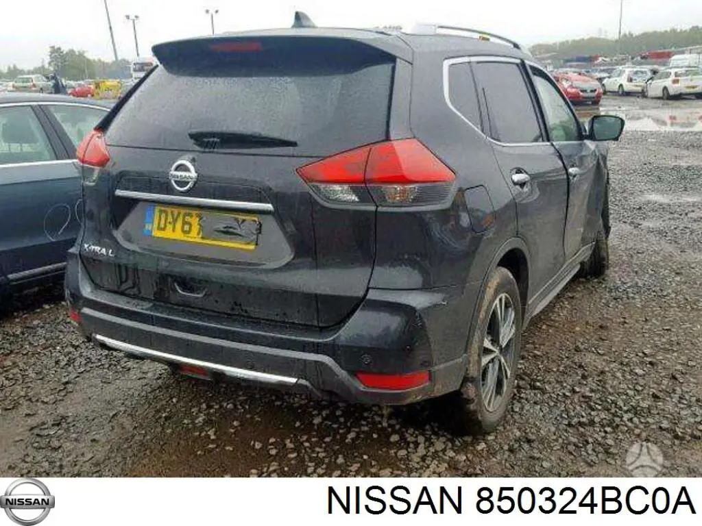 Comprar 850324BC0A Nissan/Infiniti Refuerzo parachoques trasero