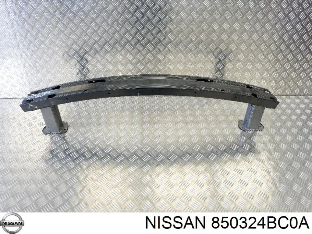 Refuerzo de parachoques trasero Nissan/Infiniti 850324BC0A precio, desde 105,45 EUR