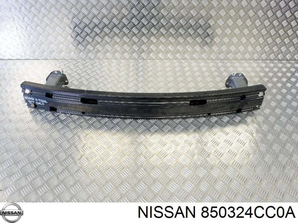 Comprar 850324CC0A Nissan/Infiniti Refuerzo parachoques trasero