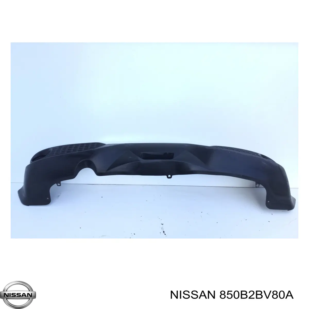Comprar 850B2BV80A Nissan/Infiniti Parachoques trasero, parte inferior