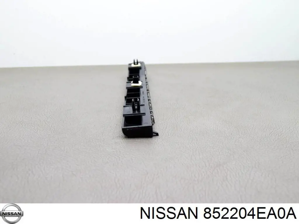 Soporte de parachoques delantero derecho Nissan/Infiniti 852204EA0A precio, desde 24,68 EUR