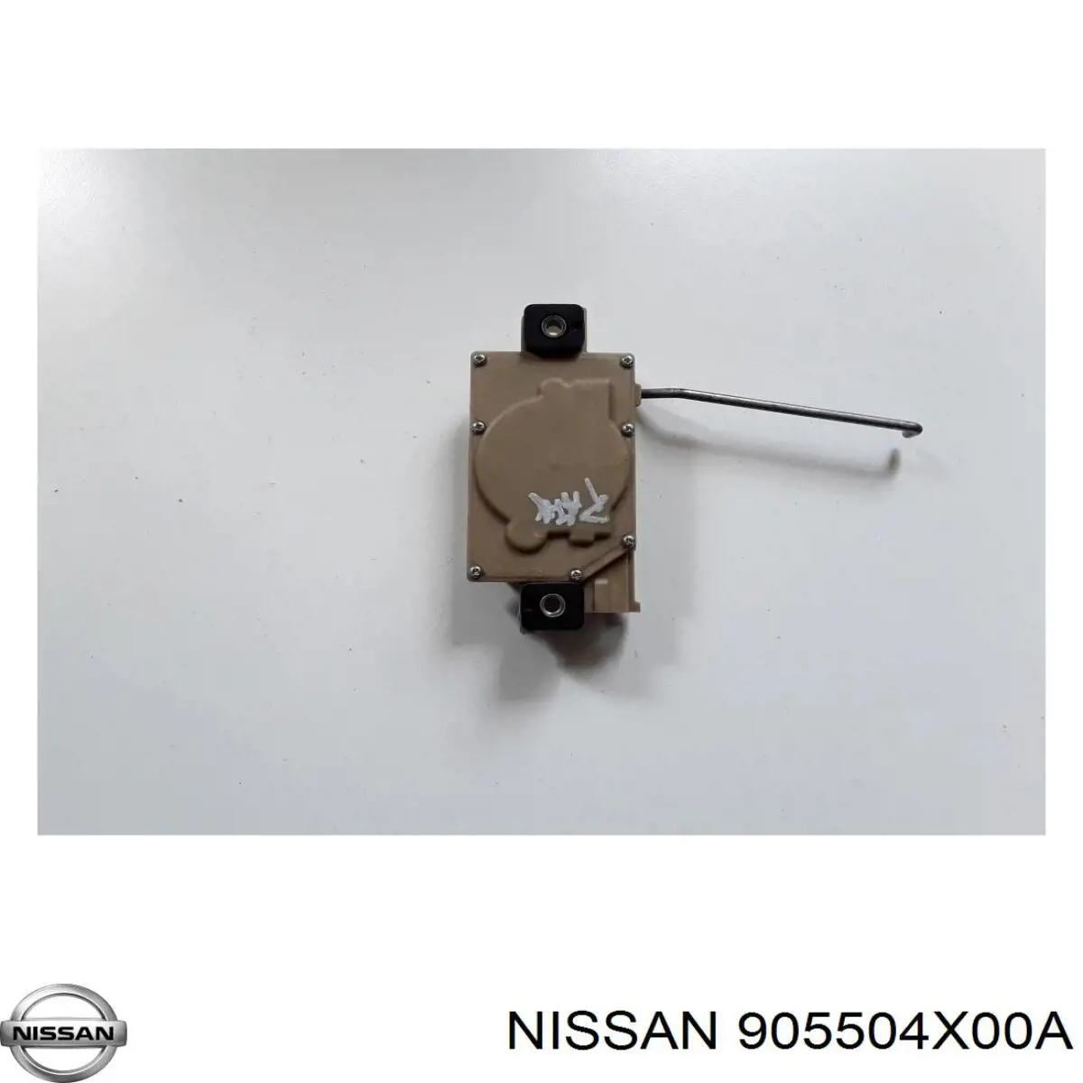 Motor de apertura/cierre del cierre del maletero (puerta trasera 3/5) Nissan/Infiniti 905504X00A precio, desde 71,15 EUR