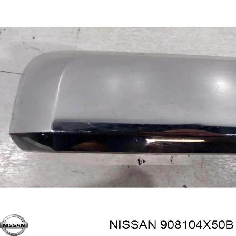 908104X50B Nissan moldura de tapa del maletero