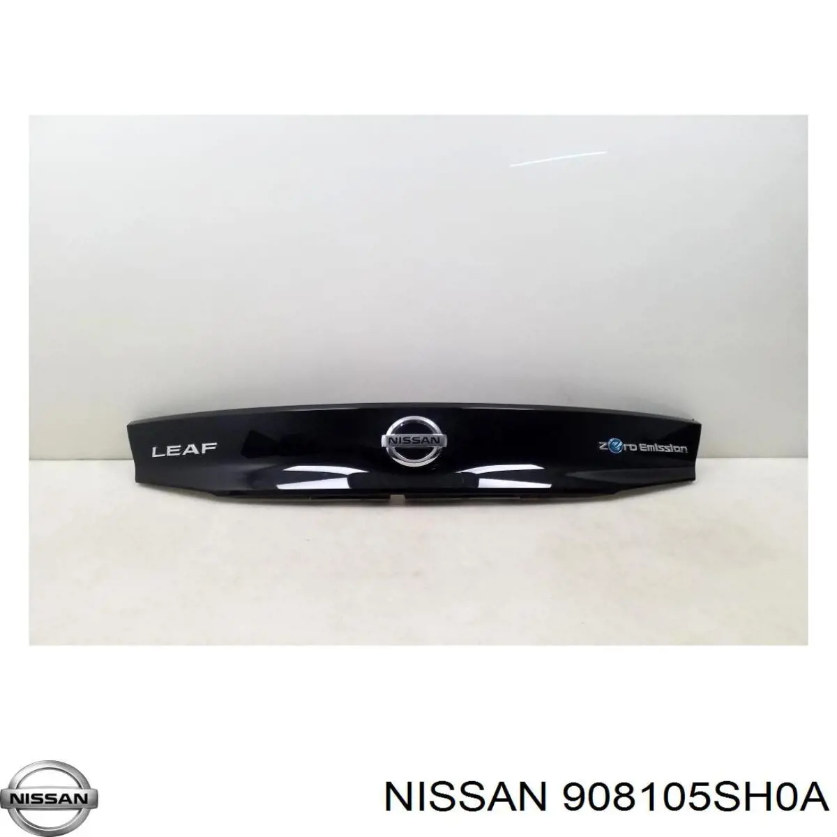 908105SH0A Nissan/Infiniti Moldura de tapa de maletero