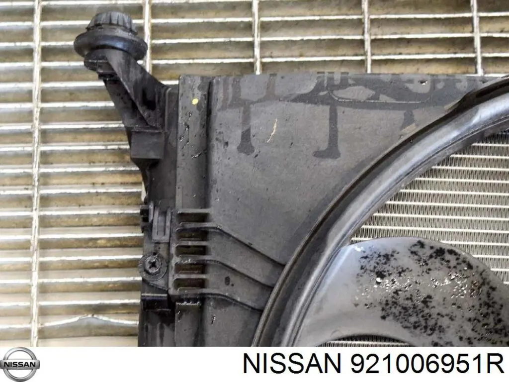 921006951R Nissan condensador aire acondicionado