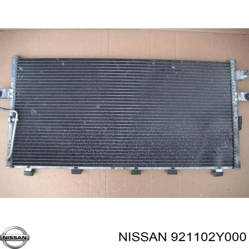 92110-2Y000 Nissan condensador aire acondicionado