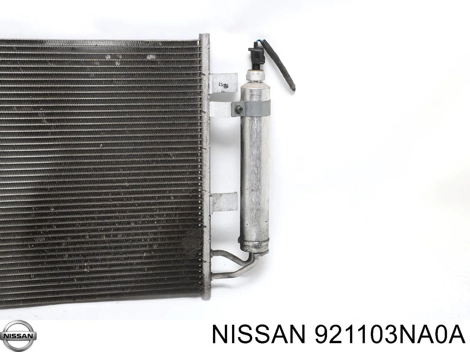 921103NA0A Nissan condensador aire acondicionado