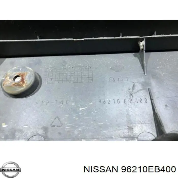 Soporte de placa de matrícula delantera para Nissan Navara (D40M)