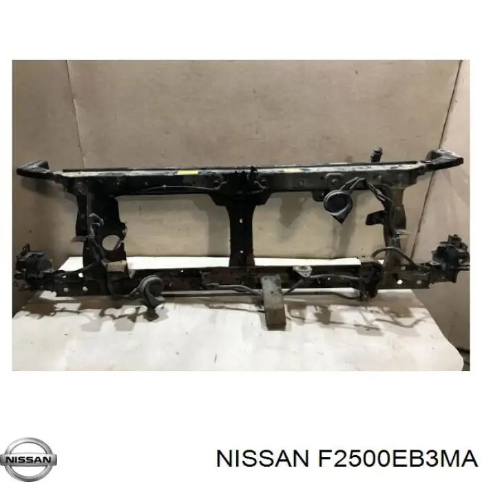 F2500EB3MA Nissan soporte de radiador completo