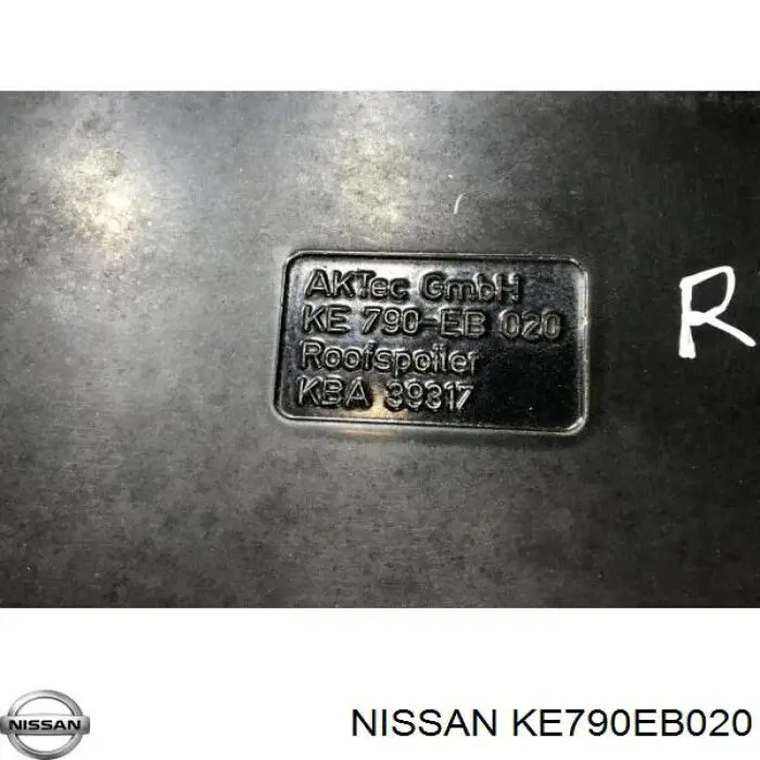 KE790EB020 Nissan alerón