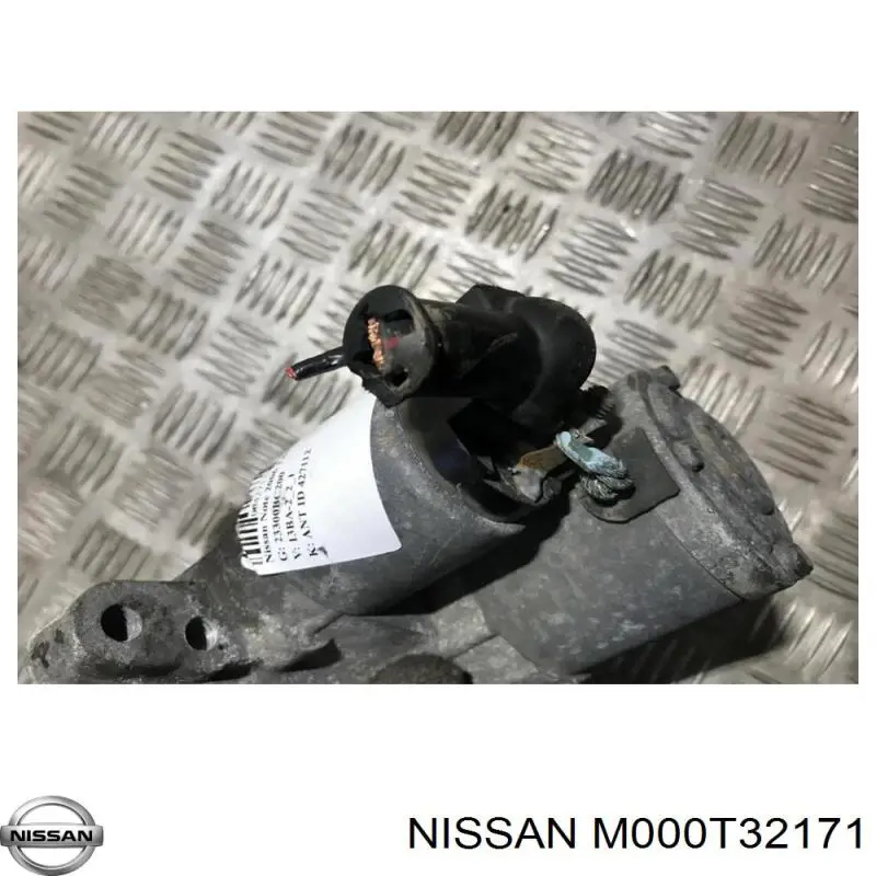 Motor de arranque 23300EE00D Renault (RVI)