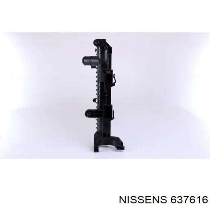 637616 Nissens radiador