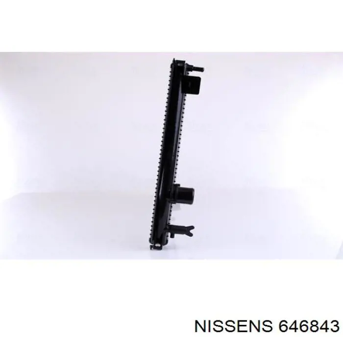 646843 Nissens radiador