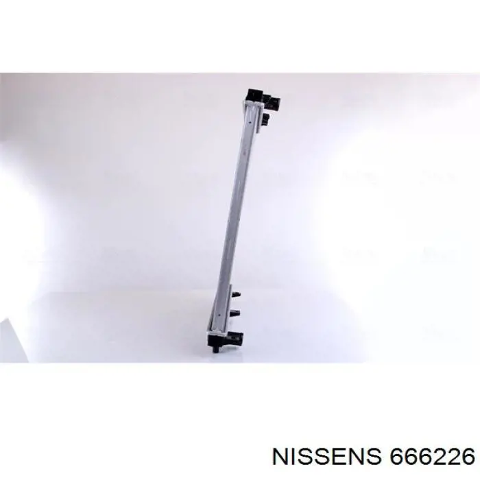 666226 Nissens radiador