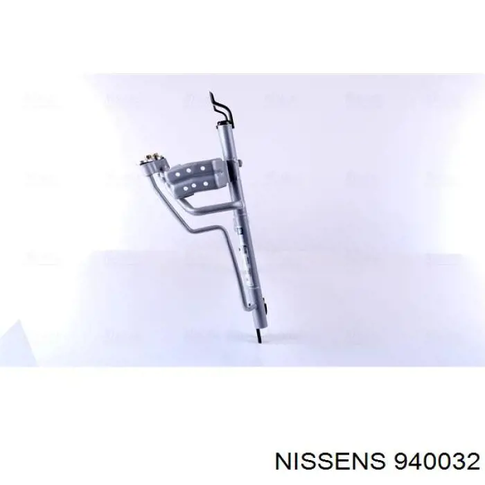 940032 Nissens condensador aire acondicionado