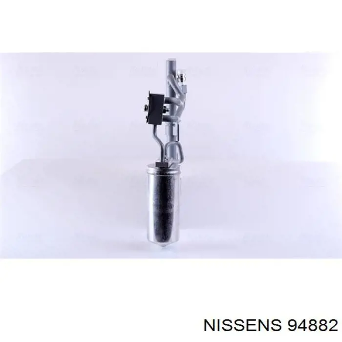 94882 Nissens condensador aire acondicionado