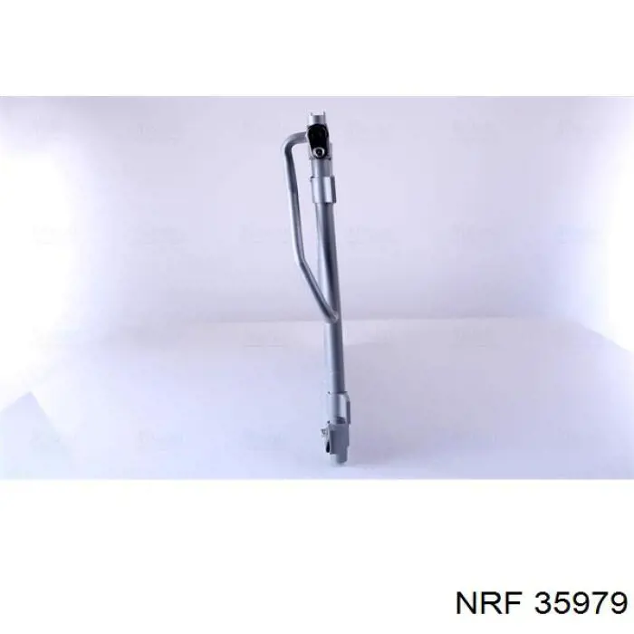 35979 NRF condensador aire acondicionado