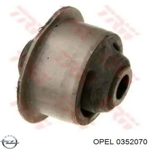 0352070 Opel silentblock de suspensión delantero inferior