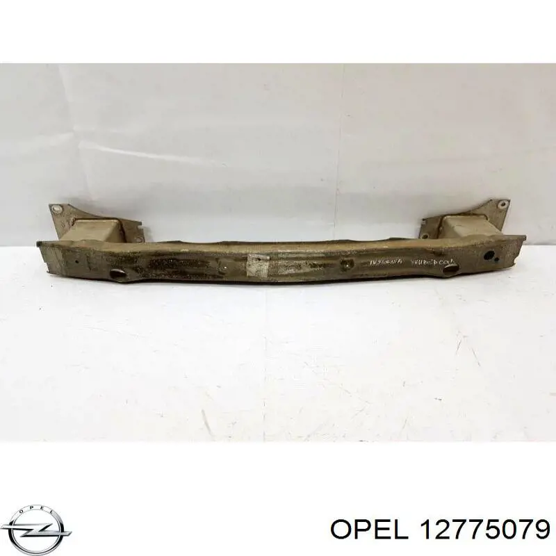  Refuerzo parachoques trasero Opel Astra 