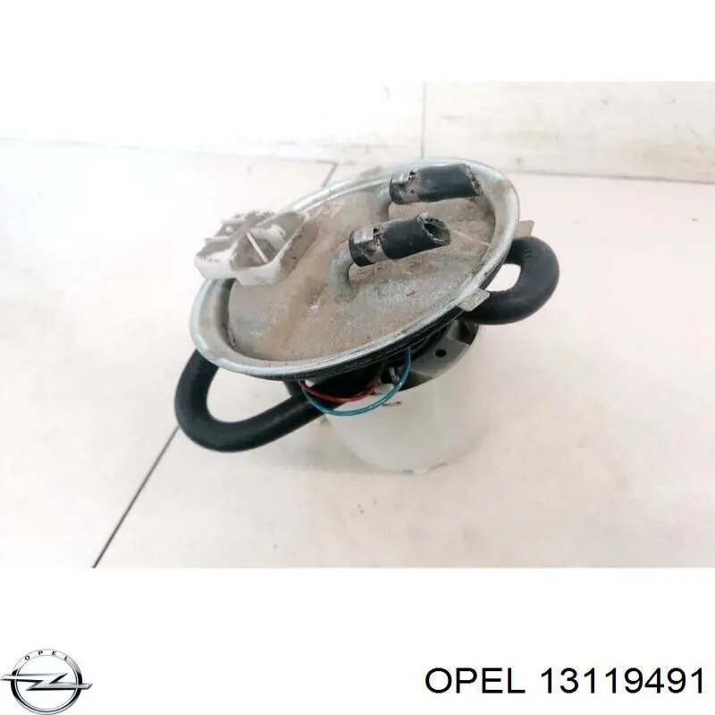 Bomba de combustible Opel 5815010