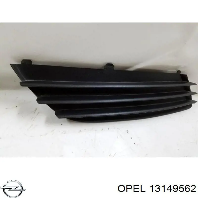 13149562 Opel rejilla de ventilación, parachoques delantero, derecha